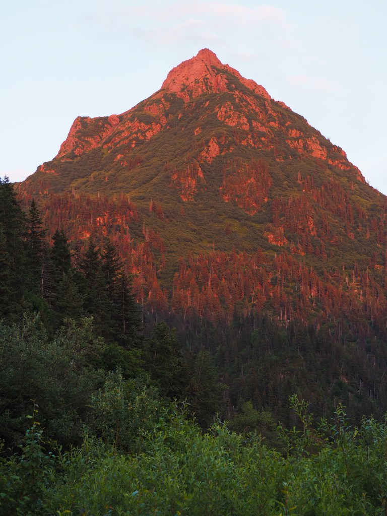 Alpenglow on China Poot Peak